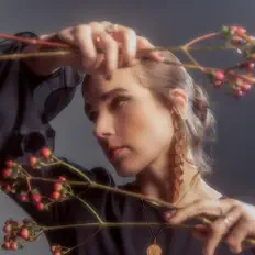 Listen to Louise Burns, watch music videos, read bio, see tour dates & more!