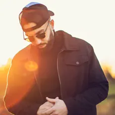 收听 Michael Ryan、观看音乐视频、阅读小传、查看巡演日期等 ！