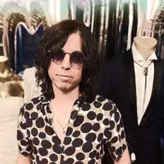 Listen to Reno Bo, watch music videos, read bio, see tour dates & more!