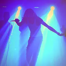 Ouve Kuatro Ka$h, vê vídeos de música, lê a biografia, vê as datas da digressão e muito mais!