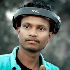 Hör dir NHR Music Official an, schau dir Musikvideos an, lies die Biografie, finde Tourdaten und mehr!