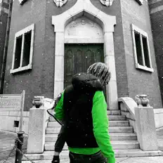 收听 Buggy、观看音乐视频、阅读小传、查看巡演日期等 ！