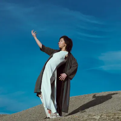 Listen to Daphné Swân, watch music videos, read bio, see tour dates & more!
