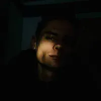 Dengarkan undefined, tonton video musik, baca bio, lihat tanggal tur & lainnya!