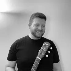 Mikey O Malleyを聴いたり、ミュージックビデオを鑑賞したり、経歴やツアー日程などを確認したりしましょう！