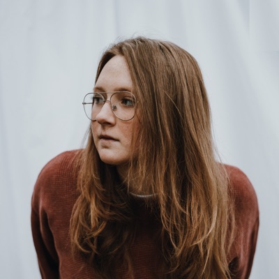 Listen to Skye Peterson, watch music videos, read bio, see tour dates & more!