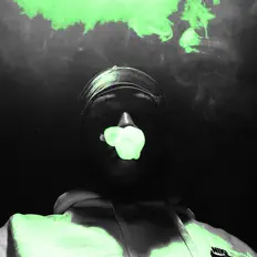 聆聽 1KSay、觀看音樂影片、閱讀小傳、查看巡演日期等！