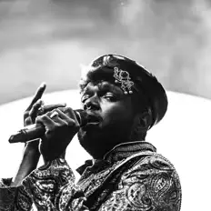 Poslechněte si interpreta The Swayzees, sledujte hudební videa, přečtěte si životopis, podívejte se na data turné a další informace.