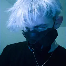 Arcüs을(를) 듣고, 뮤직 비디오를 보고, 약력을 읽고, 투어 일정 등을 확인하세요!