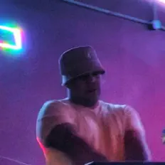 Wil Miltonを聴いたり、ミュージックビデオを鑑賞したり、経歴やツアー日程などを確認したりしましょう！