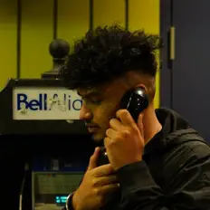 Ascolta Kamal, guarda video musicali, leggi la biografia, vedi le date del tour & altro!