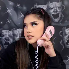 Poslechněte si interpreta Natalia Chacon, sledujte hudební videa, přečtěte si životopis, podívejte se na data turné a další informace.