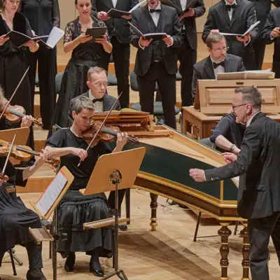 Listen to Orchester der J.S. Bach-Stiftung, watch music videos, read bio, see tour dates & more!