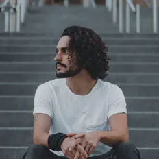Listen to Davi, watch music videos, read bio, see tour dates & more!