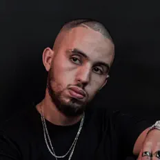 Poslechněte si interpreta Dontif, sledujte hudební videa, přečtěte si životopis, podívejte se na data turné a další informace.