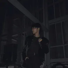 Ακούστε περιεχόμενο από 田韻哲, παρακολουθήστε μουσικά βίντεο, διαβάστε το βιογραφικό, δείτε ημερομηνίες περιοδείας, και πολλά ακόμη!