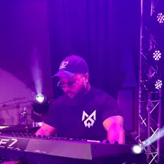 Listen to Manuel The Creator, watch music videos, read bio, see tour dates & more!