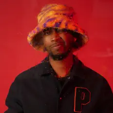 Dengarkan NAIKE, tonton video musik, baca bio, lihat tanggal tur & lainnya!