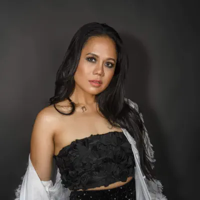 Listen to Cecile Centeno, watch music videos, read bio, see tour dates & more!