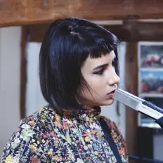 收听 Laura K. Balke、观看音乐视频、阅读小传、查看巡演日期等 ！