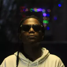 Ακούστε περιεχόμενο από Paul Black, παρακολουθήστε μουσικά βίντεο, διαβάστε το βιογραφικό, δείτε ημερομηνίες περιοδείας, και πολλά ακόμη!