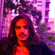 Listen to Guigor, watch music videos, read bio, see tour dates & more!