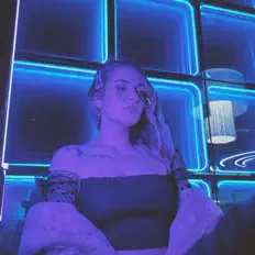 Écoutez Katixa Álvarez, regardez des vidéoclips, lisez la biographie, consultez les dates de tournée et plus encore !