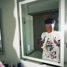 Ouça PlayBoyLaj, assista a videoclipes, leia a biografia, veja as datas das turnês e mais!