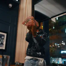 YK Swisha을(를) 듣고, 뮤직 비디오를 보고, 약력을 읽고, 투어 일정 등을 확인하세요!