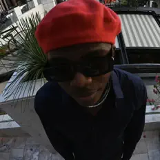 Ακούστε περιεχόμενο από Omietté, παρακολουθήστε μουσικά βίντεο, διαβάστε το βιογραφικό, δείτε ημερομηνίες περιοδείας, και πολλά ακόμη!