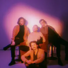 收听 Pink Beds、观看音乐视频、阅读小传、查看巡演日期等 ！