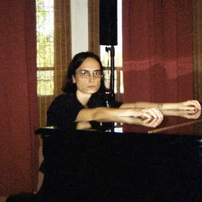 Listen to Catarina Branco, watch music videos, read bio, see tour dates & more!