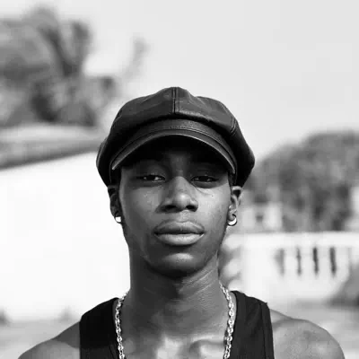 Listen to Damz, watch music videos, read bio, see tour dates & more!