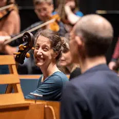 Ouve B'Rock Orchestra, vê vídeos de música, lê a biografia, vê as datas da digressão e muito mais!