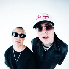 Ακούστε περιεχόμενο από Domblas, παρακολουθήστε μουσικά βίντεο, διαβάστε το βιογραφικό, δείτε ημερομηνίες περιοδείας, και πολλά ακόμη!