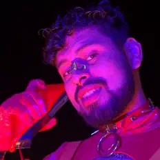 Hason: песни, клипы, биография, даты выступлений и многое другое.