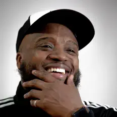 Ascolta Trey Tuck, guarda video musicali, leggi la biografia, vedi le date del tour & altro!