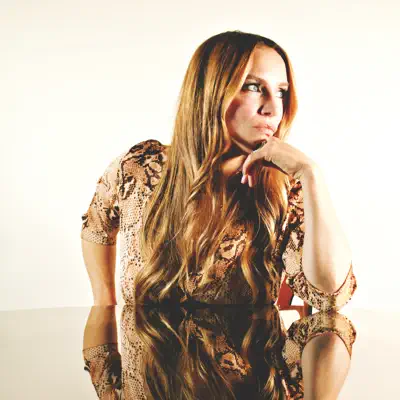Listen to Lynne Jackaman, watch music videos, read bio, see tour dates & more!