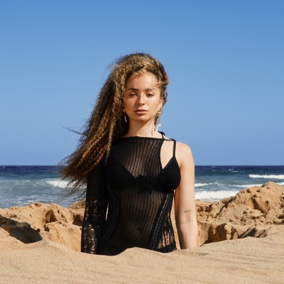 Ella Eyre