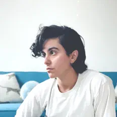 收听 Ṭaüs、观看音乐视频、阅读小传、查看巡演日期等 ！