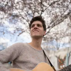 Escucha a Falk, mira videos musicales, lee su biografía, consulta las fechas de las gira y más.