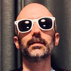 Dengarkan The Underground Rainbows, tonton video musik, baca bio, lihat tanggal tur & lainnya!