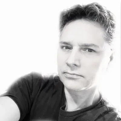 Listen to Phil Marinucci, watch music videos, read bio, see tour dates & more!