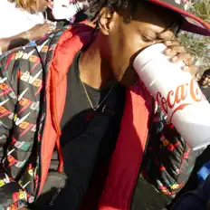 Posłuchaj wykonawcy JBaby, obejrzyj teledyski, przeczytaj biografię, zobacz daty tras koncertowych i nie tylko!