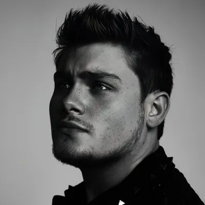 Listen to Zachariah Smith, watch music videos, read bio, see tour dates & more!