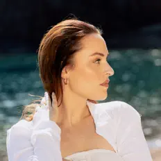 Listen to Alexandra Miller, watch music videos, read bio, see tour dates & more!