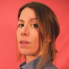 Listen to Niamh Regan, watch music videos, read bio, see tour dates & more!