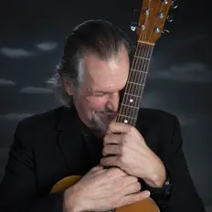 Ouve Richard March, vê vídeos de música, lê a biografia, vê as datas da digressão e muito mais!