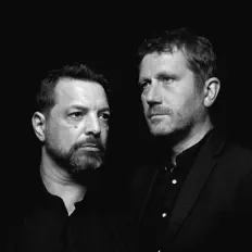 Dengarkan Scaramanga, tonton video musik, baca bio, lihat tanggal tur & lainnya!