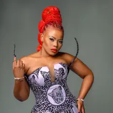 Ascolta Lady X, guarda video musicali, leggi la biografia, vedi le date del tour & altro!